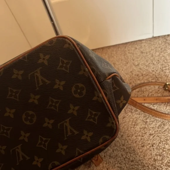 LOUIS VUITTON PALERMO PM WITH CROSSBODY STRAP - Picture 6 of 10